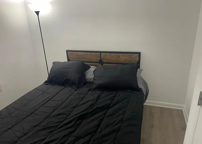 Pentagon Luxe Apartments